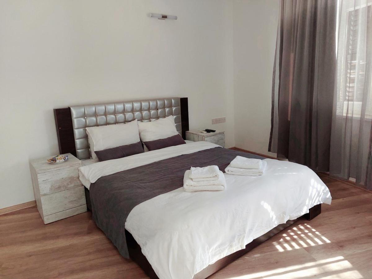 Secret Garden No:01 Bed & Breakfast Famagusta  Bagian luar foto